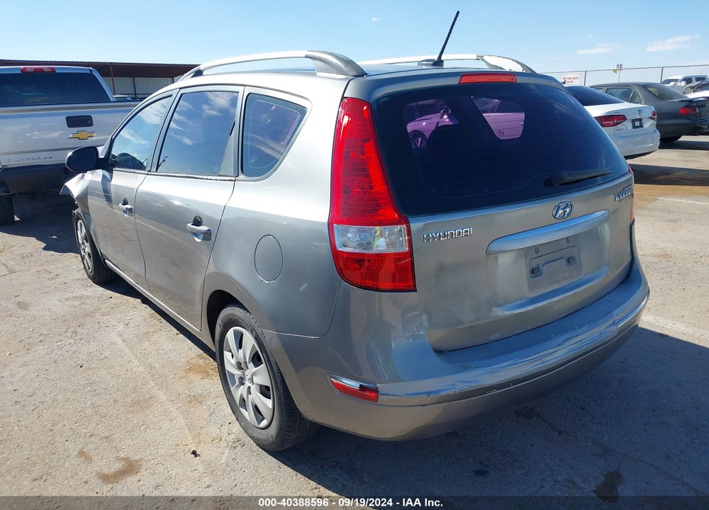2011 HYUNDAI ELANTRA TOURING GLS VIN: KMHDC8AE4BU105505