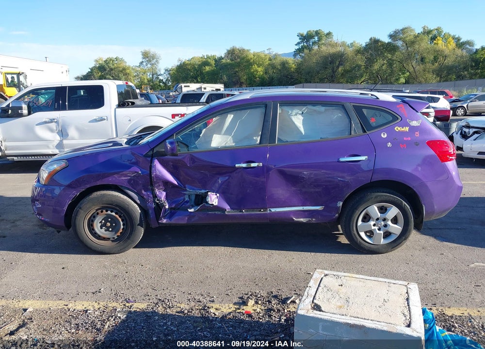 2015 NISSAN ROGUE SELECT S VIN: JN8AS5MV9FW256911