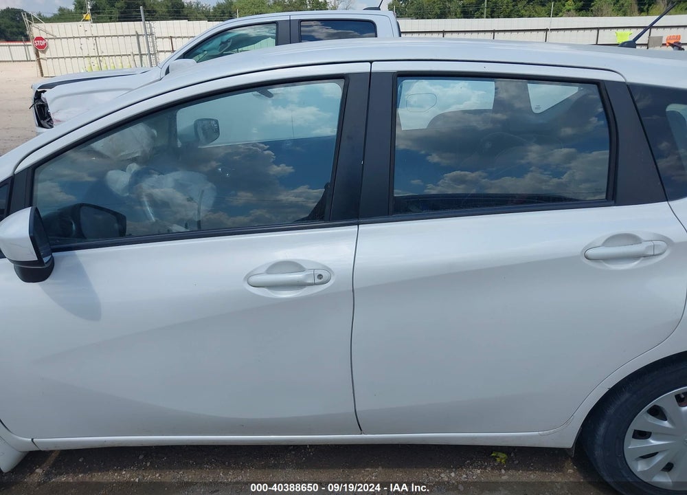 2015 NISSAN VERSA NOTE SV VIN: 3N1CE2CP5FL401125