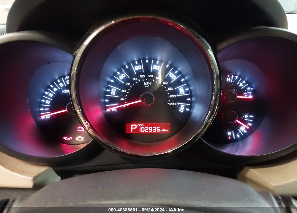 2011 KIA SOUL VIN: KNDJT2A26B7225461