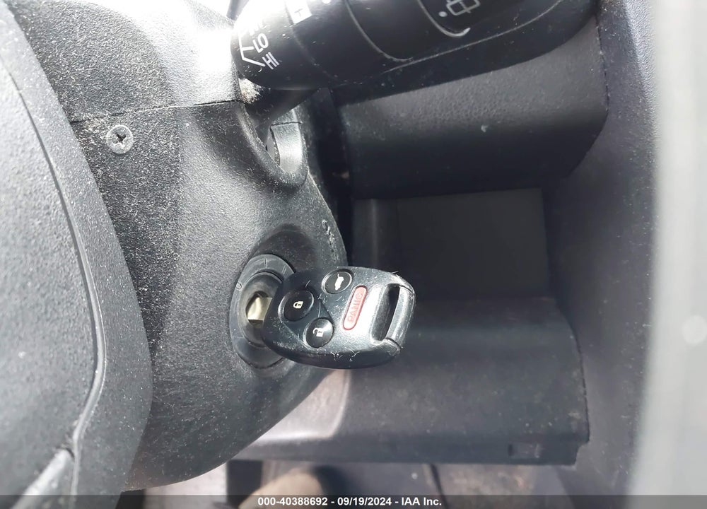 2009 HONDA PILOT LX VIN: 5FNYF48299B028733