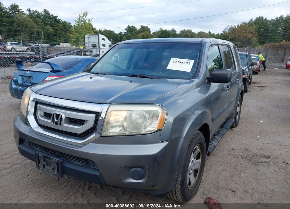 2009 HONDA PILOT LX VIN: 5FNYF48299B028733
