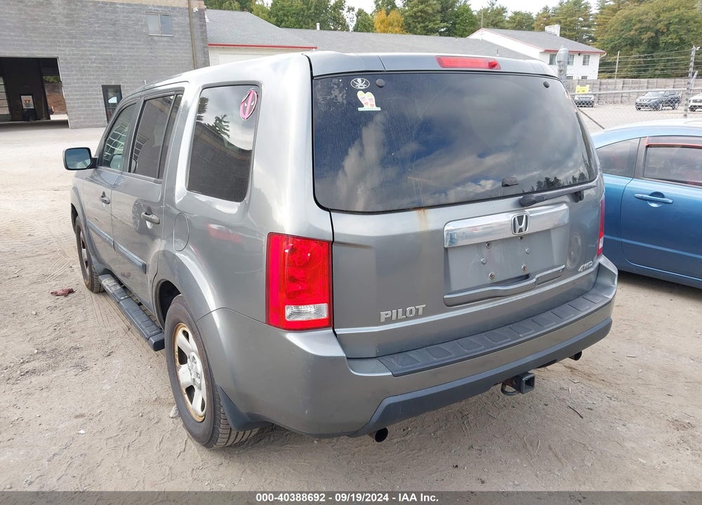 2009 HONDA PILOT LX VIN: 5FNYF48299B028733