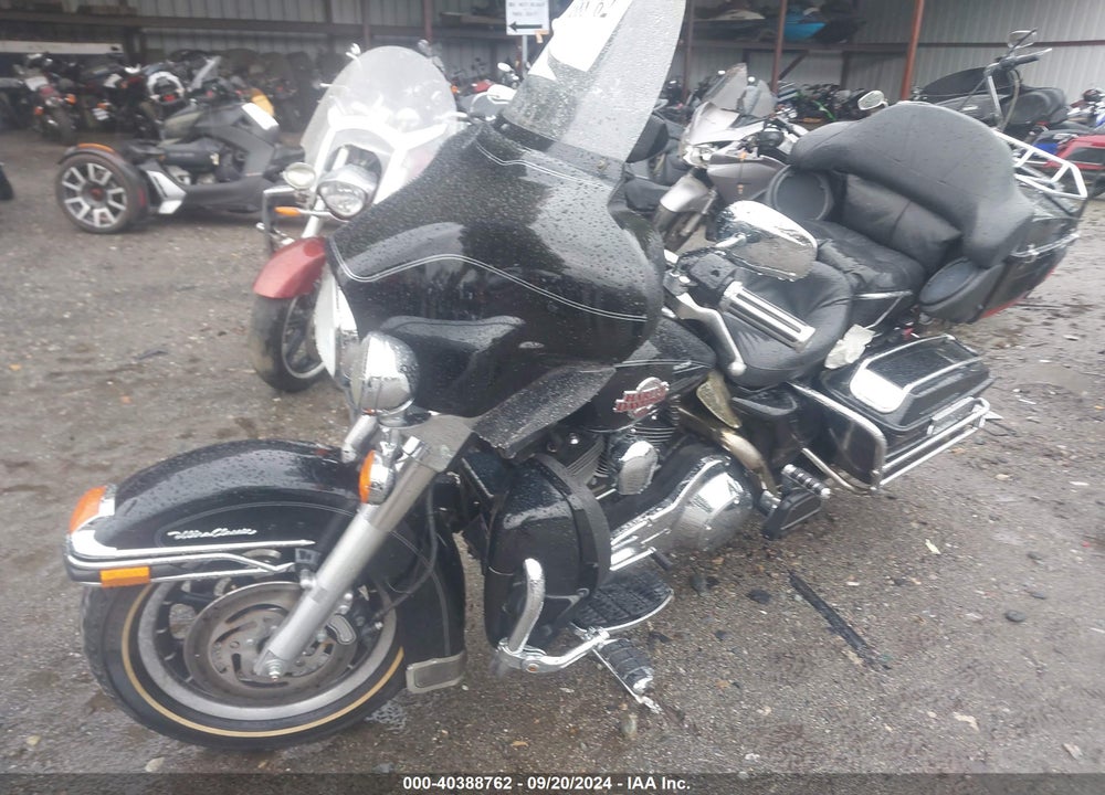 2005 HARLEY-DAVIDSON FLHTCUI VIN: 1HD1FCW1X5Y633794