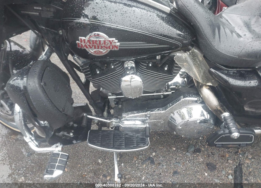 2005 HARLEY-DAVIDSON FLHTCUI VIN: 1HD1FCW1X5Y633794
