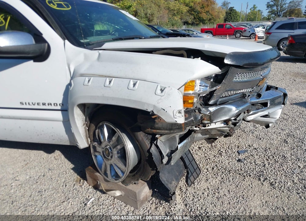 2013 CHEVROLET SILVERADO 1500 LT VIN: 1GCRKSE75DZ149170