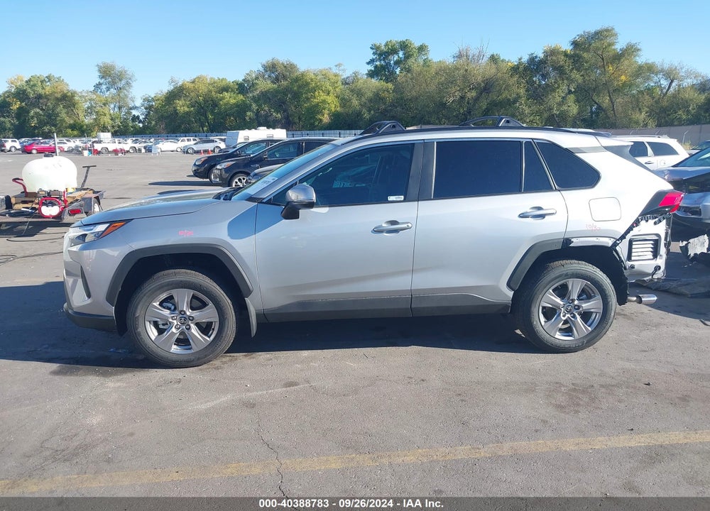 2024 TOYOTA RAV4 XLE VIN: 2T3P1RFV9RW469096