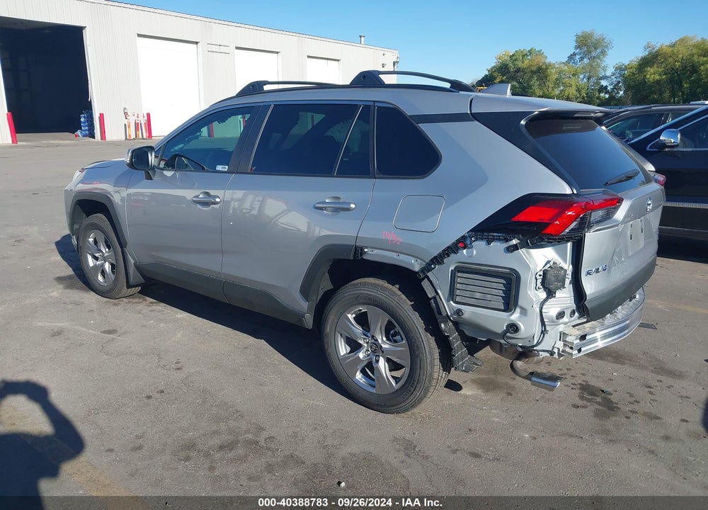 2024 TOYOTA RAV4 XLE VIN: 2T3P1RFV9RW469096