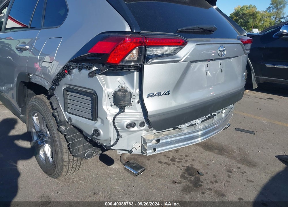 2024 TOYOTA RAV4 XLE VIN: 2T3P1RFV9RW469096