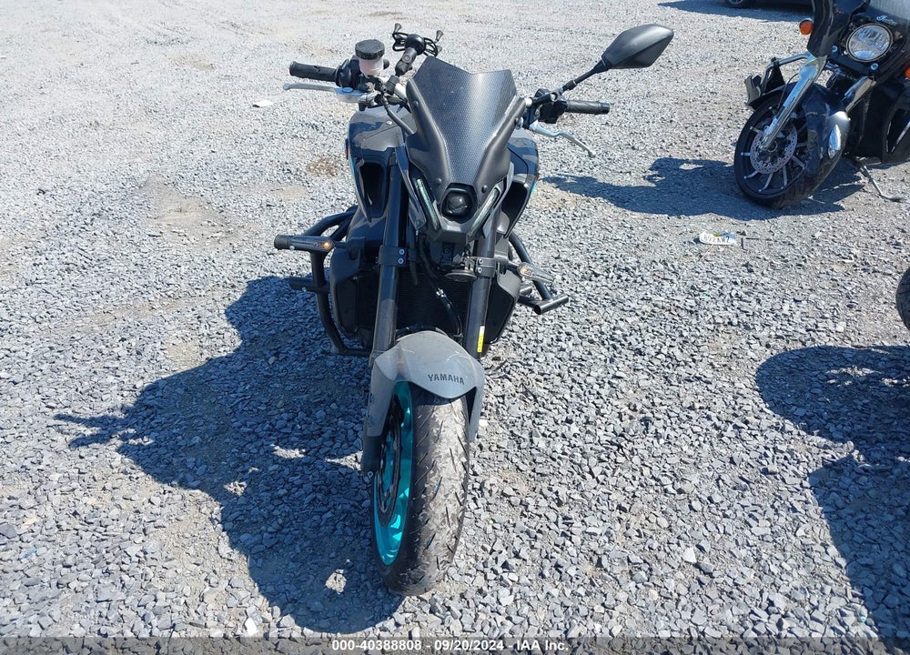 2022 YAMAHA MT09 VIN: JYARN71E1NA002283