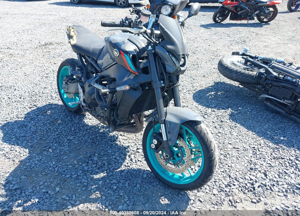 2022 YAMAHA MT09 VIN: JYARN71E1NA002283