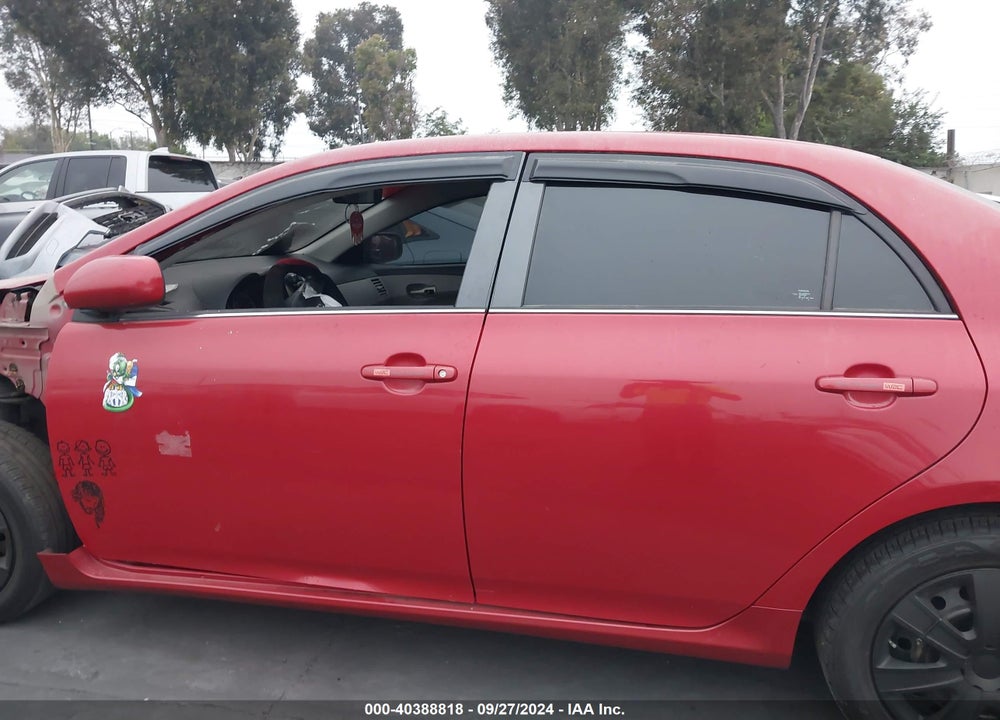 2013 TOYOTA COROLLA LE VIN: 2T1BU4EE2DC988208