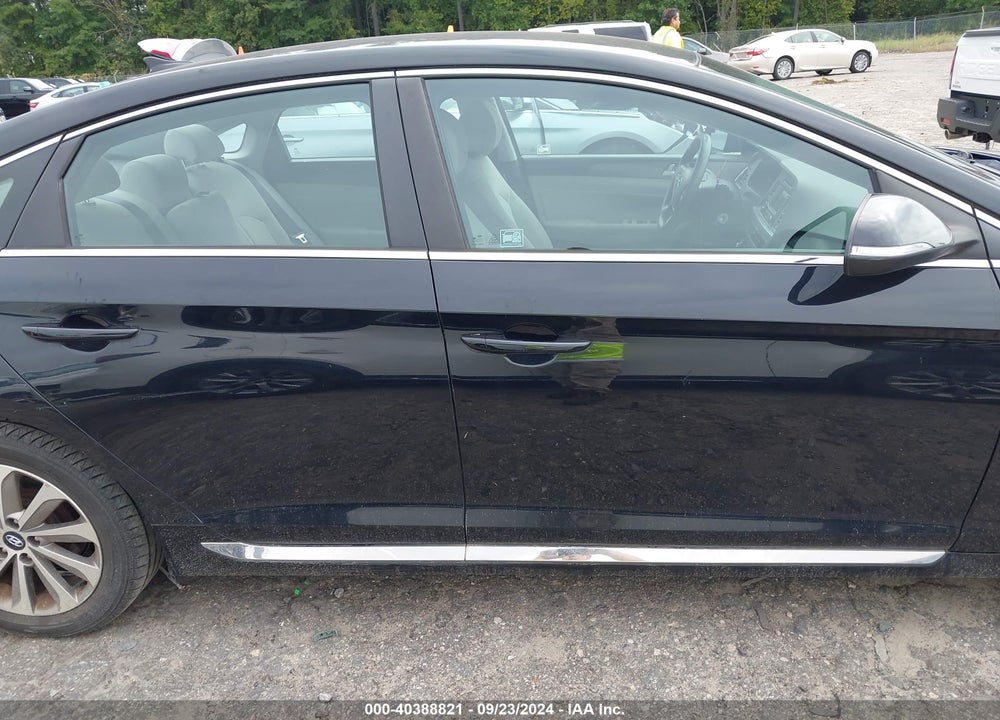 2015 HYUNDAI SONATA SPORT VIN: 5NPE34AF6FH106326