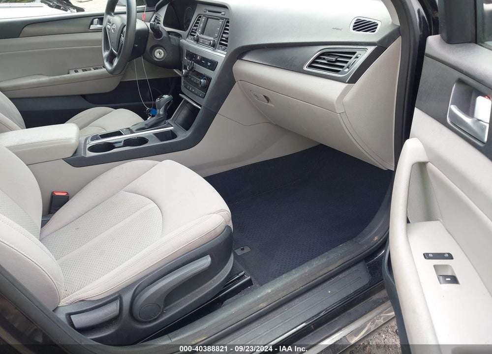 2015 HYUNDAI SONATA SPORT VIN: 5NPE34AF6FH106326
