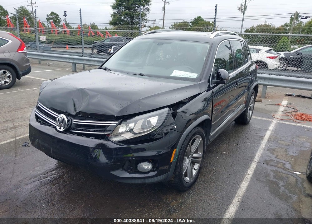 2017 VOLKSWAGEN TIGUAN 2.0T SPORT VIN: WVGTV7AX7HK022429