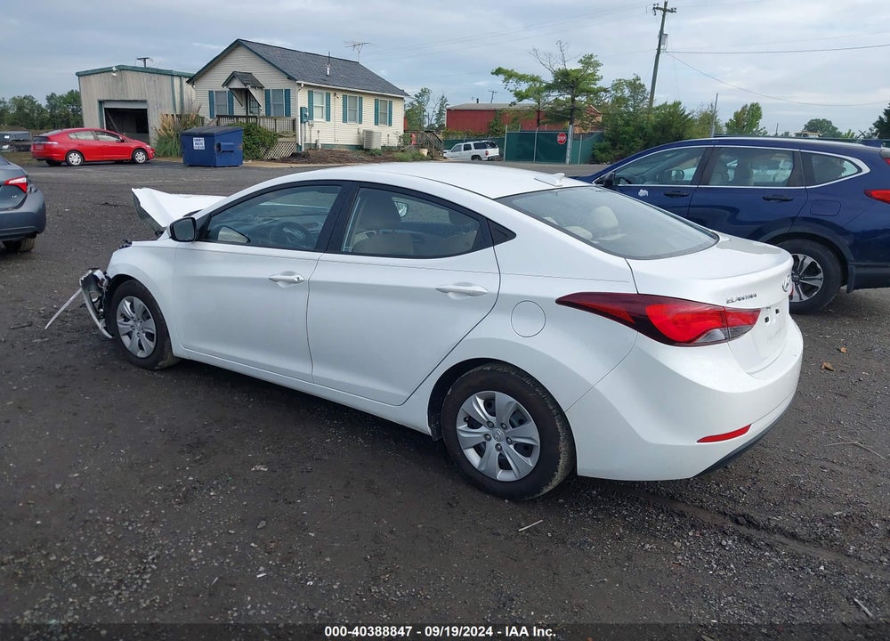 2016 HYUNDAI ELANTRA SE VIN: 5NPDH4AE0GH771132