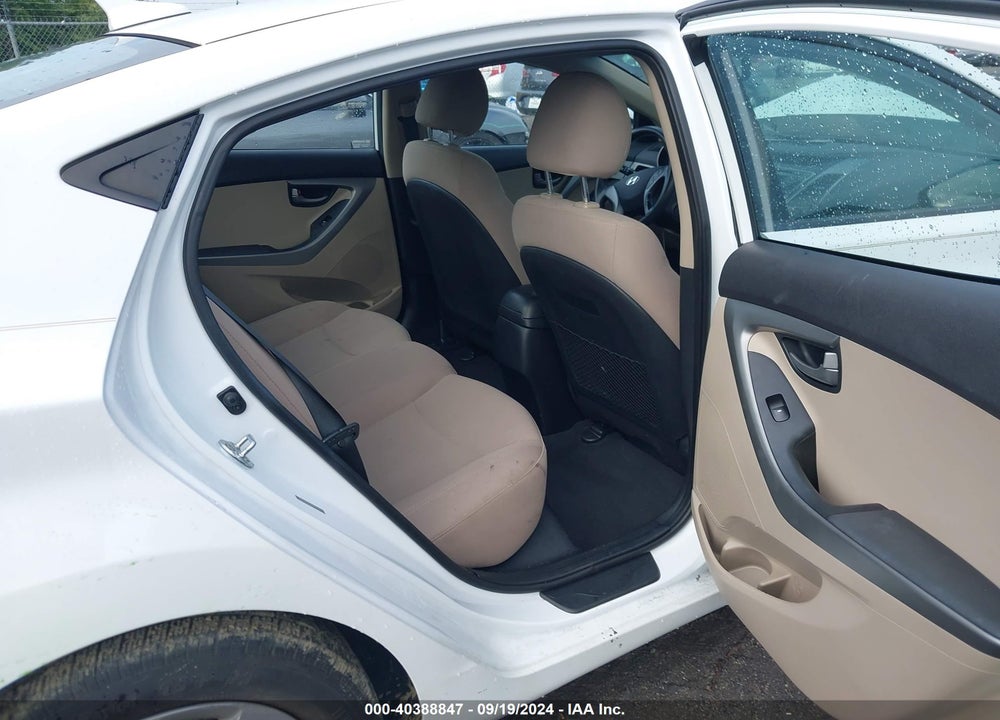 2016 HYUNDAI ELANTRA SE VIN: 5NPDH4AE0GH771132