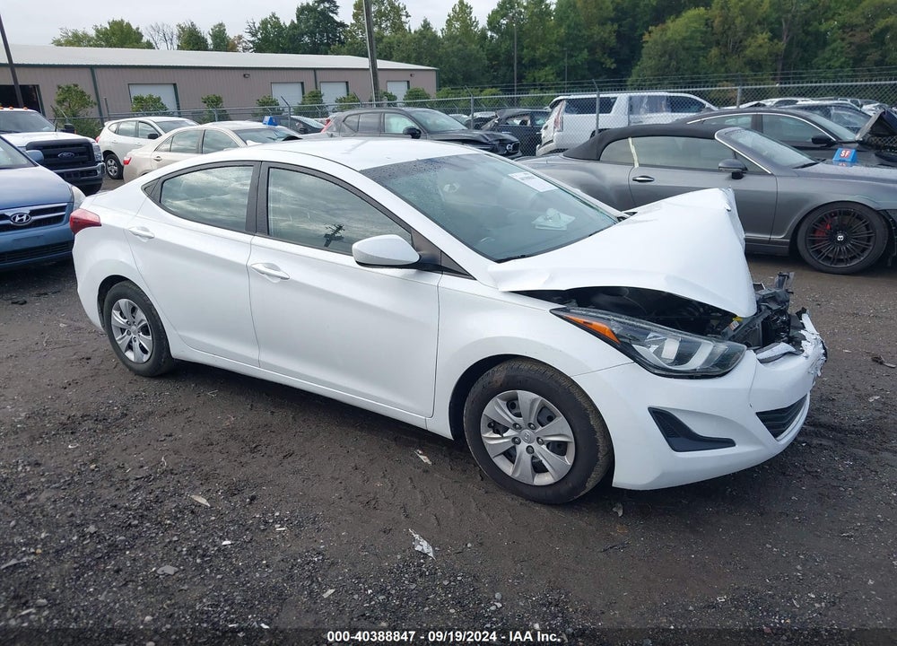 2016 HYUNDAI ELANTRA SE VIN: 5NPDH4AE0GH771132