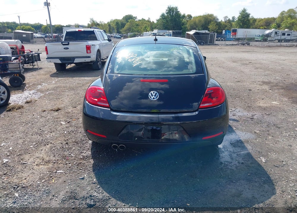 2013 VOLKSWAGEN BEETLE 2.5L VIN: 3VWJP7AT0DM685523