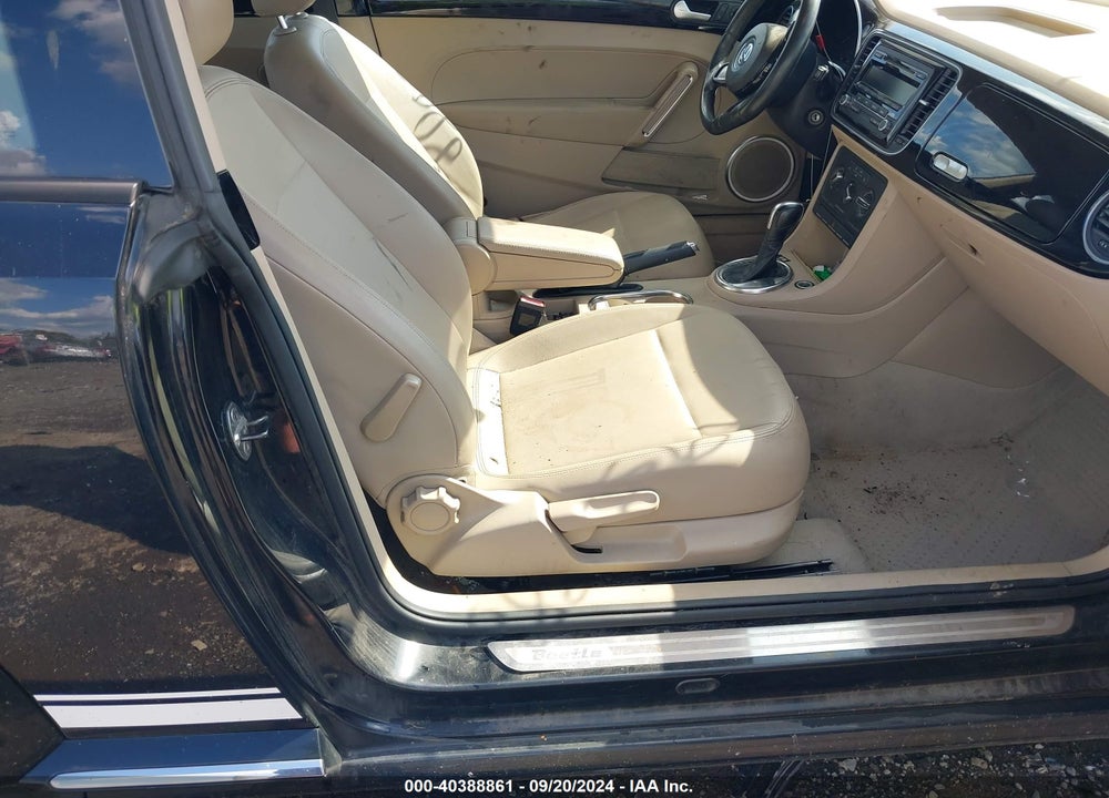 2013 VOLKSWAGEN BEETLE 2.5L VIN: 3VWJP7AT0DM685523