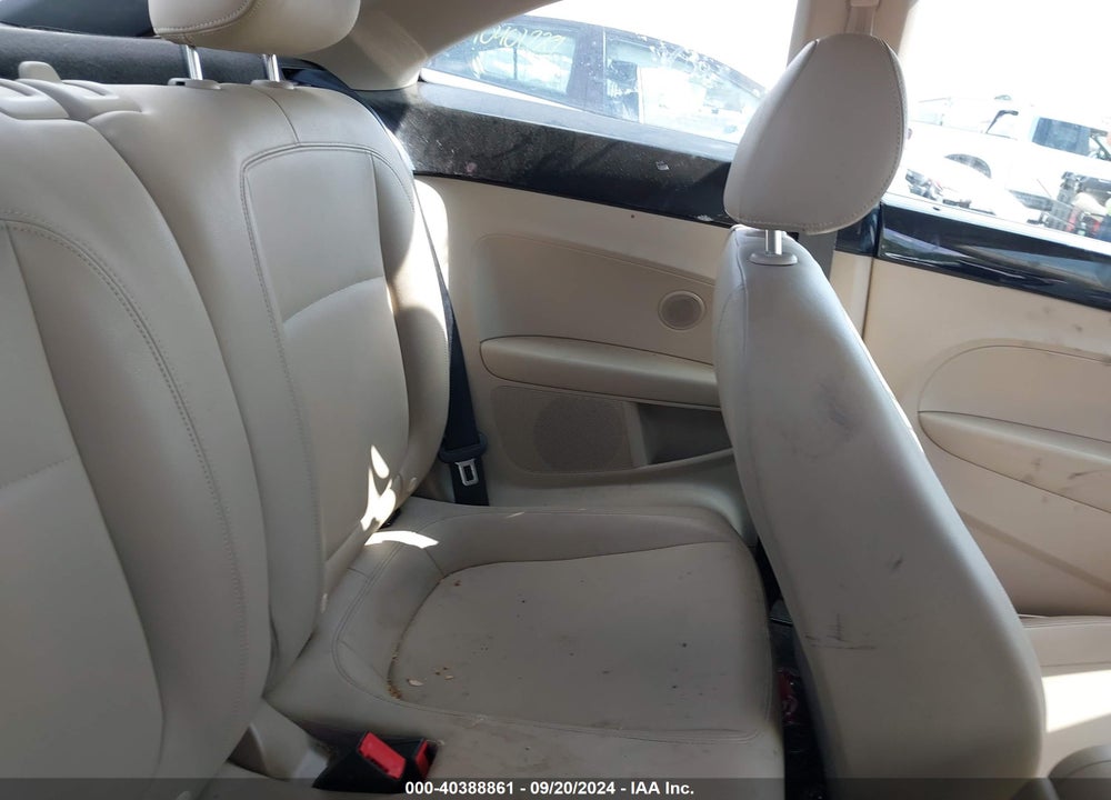2013 VOLKSWAGEN BEETLE 2.5L VIN: 3VWJP7AT0DM685523
