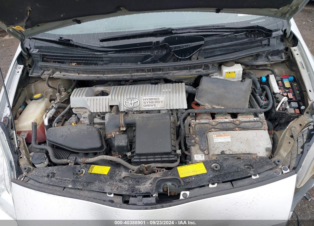 2011 TOYOTA PRIUS TWO VIN: JTDKN3DU4B0325410
