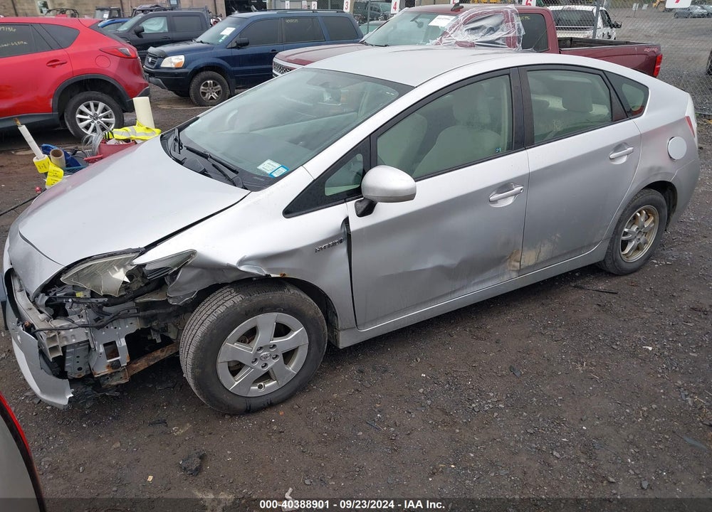 2011 TOYOTA PRIUS TWO VIN: JTDKN3DU4B0325410