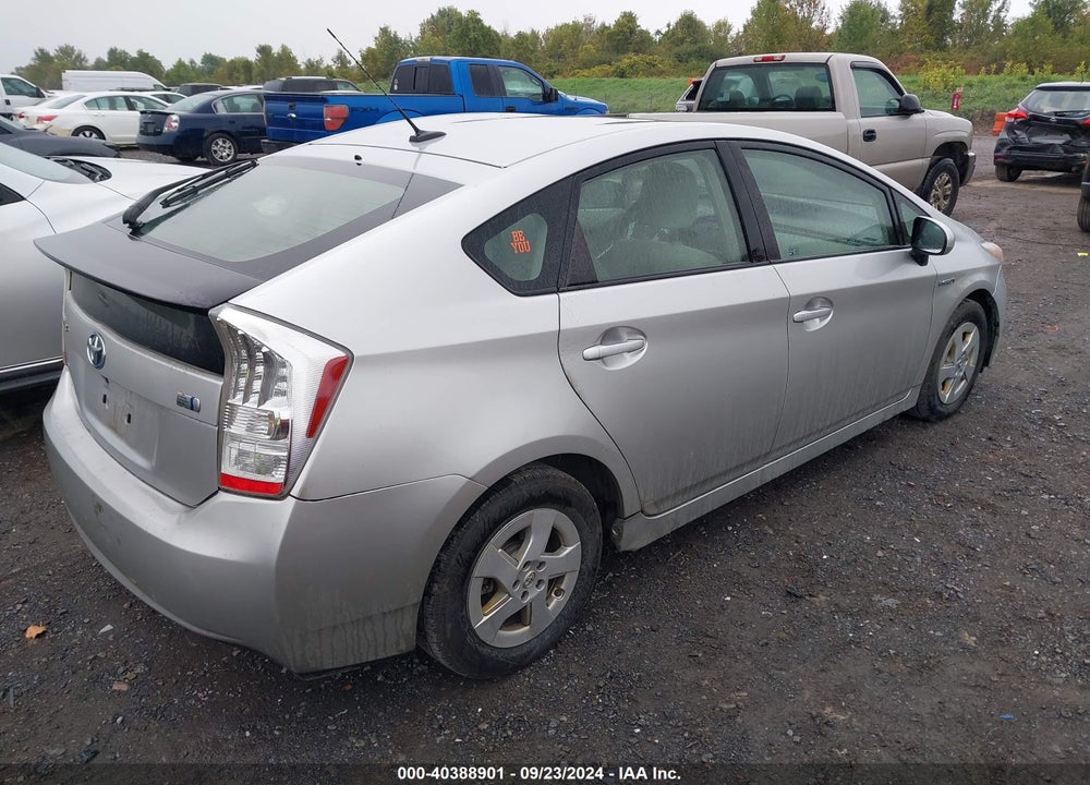 2011 TOYOTA PRIUS TWO VIN: JTDKN3DU4B0325410