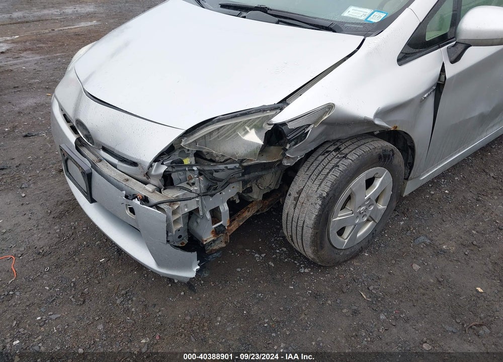 2011 TOYOTA PRIUS TWO VIN: JTDKN3DU4B0325410