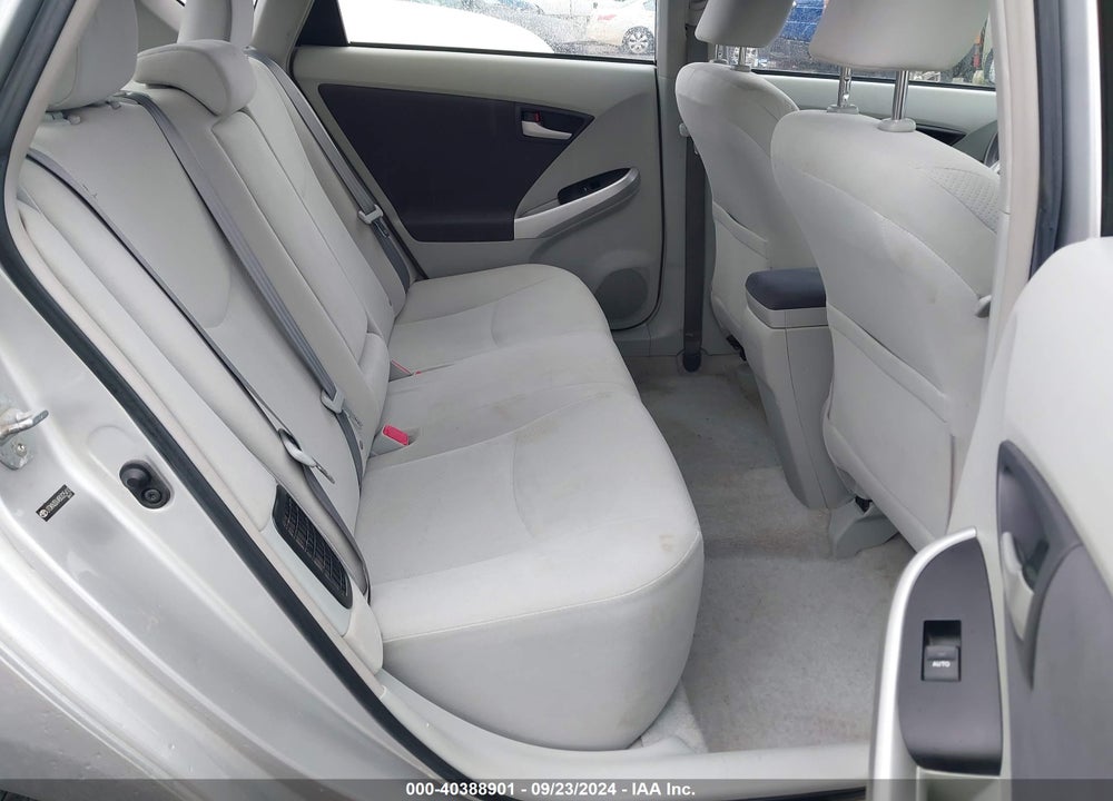 2011 TOYOTA PRIUS TWO VIN: JTDKN3DU4B0325410