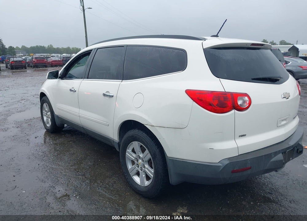 2011 CHEVROLET TRAVERSE 1LT VIN: 1GNKVGED2BJ365444