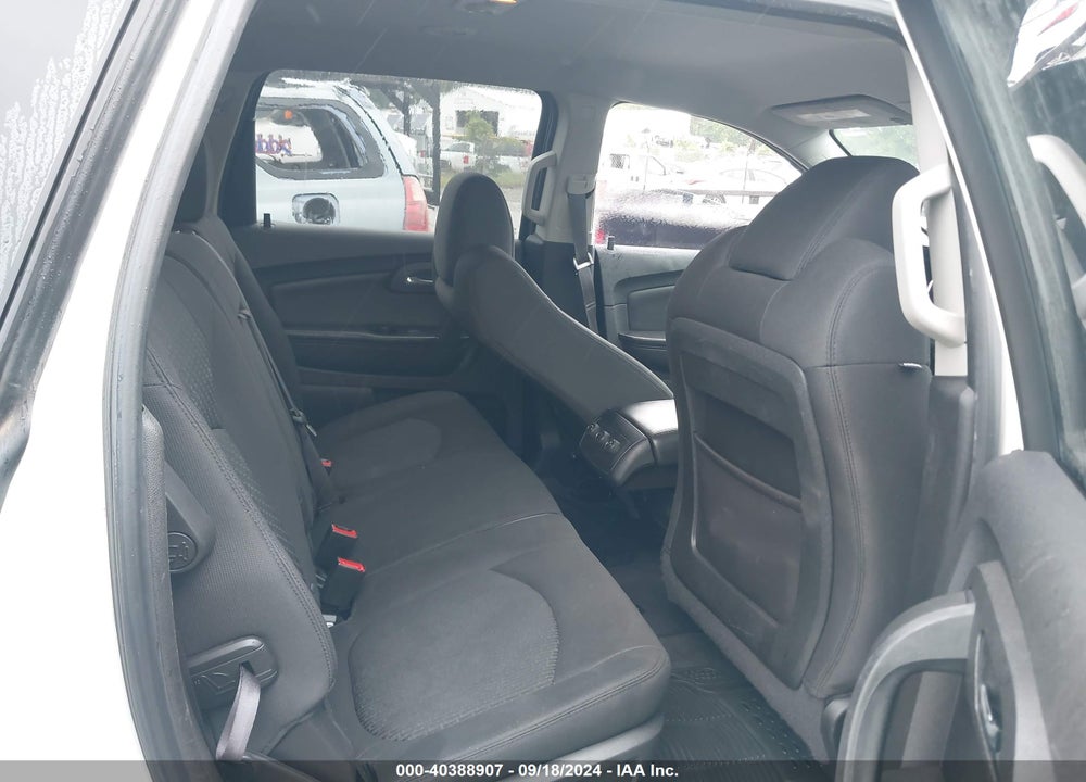 2011 CHEVROLET TRAVERSE 1LT VIN: 1GNKVGED2BJ365444