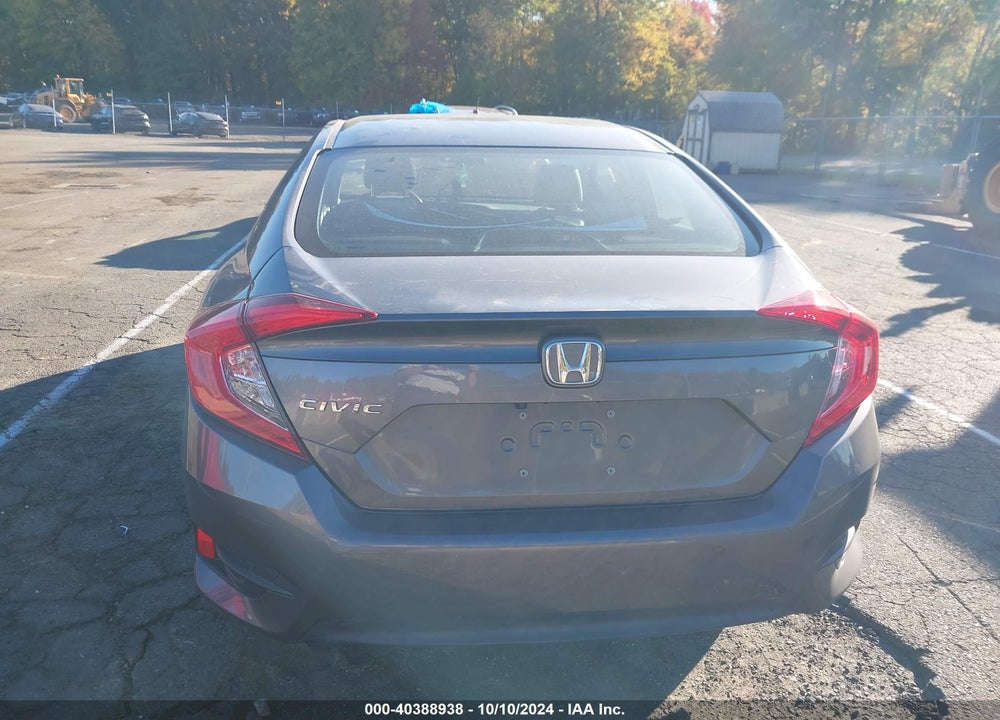 2018 HONDA CIVIC LX VIN: 2HGFC2F55JH537137