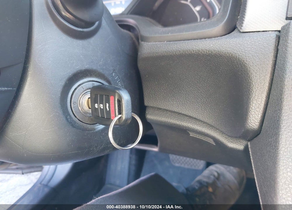 2018 HONDA CIVIC LX VIN: 2HGFC2F55JH537137