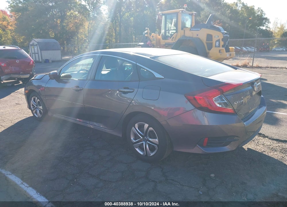 2018 HONDA CIVIC LX VIN: 2HGFC2F55JH537137