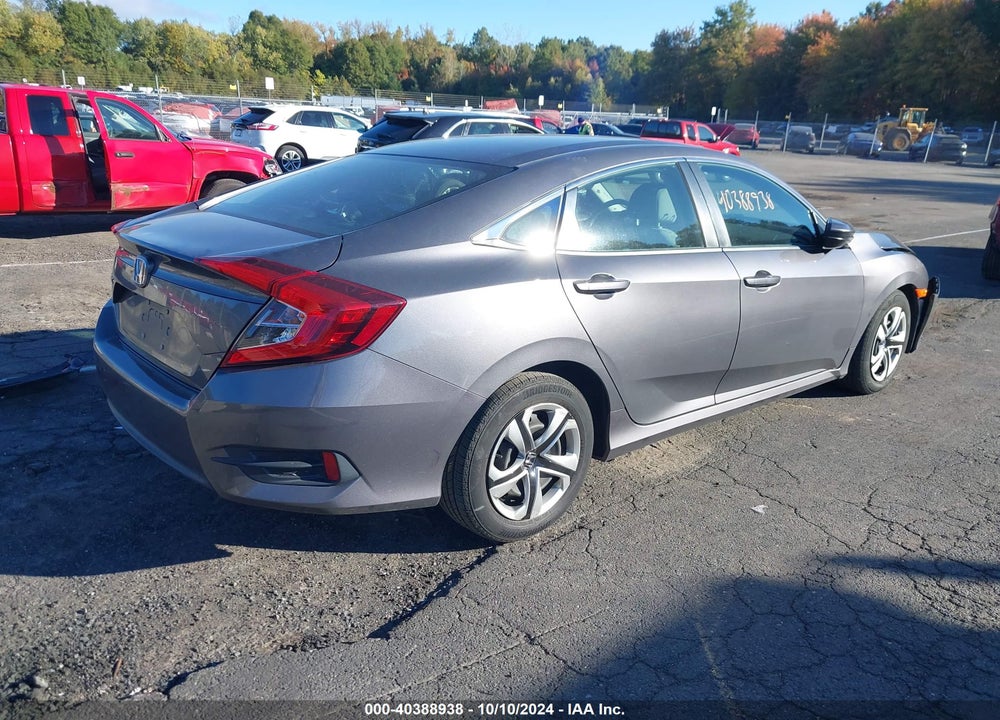 2018 HONDA CIVIC LX VIN: 2HGFC2F55JH537137