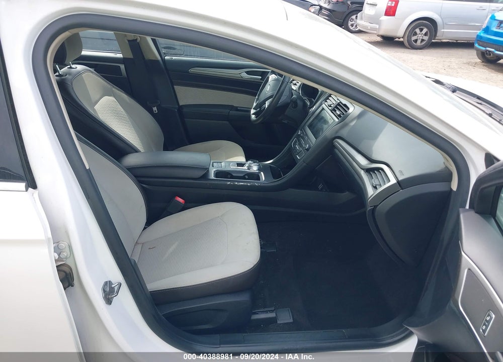 2020 FORD FUSION SE VIN: 3FA6P0HD5LR166568