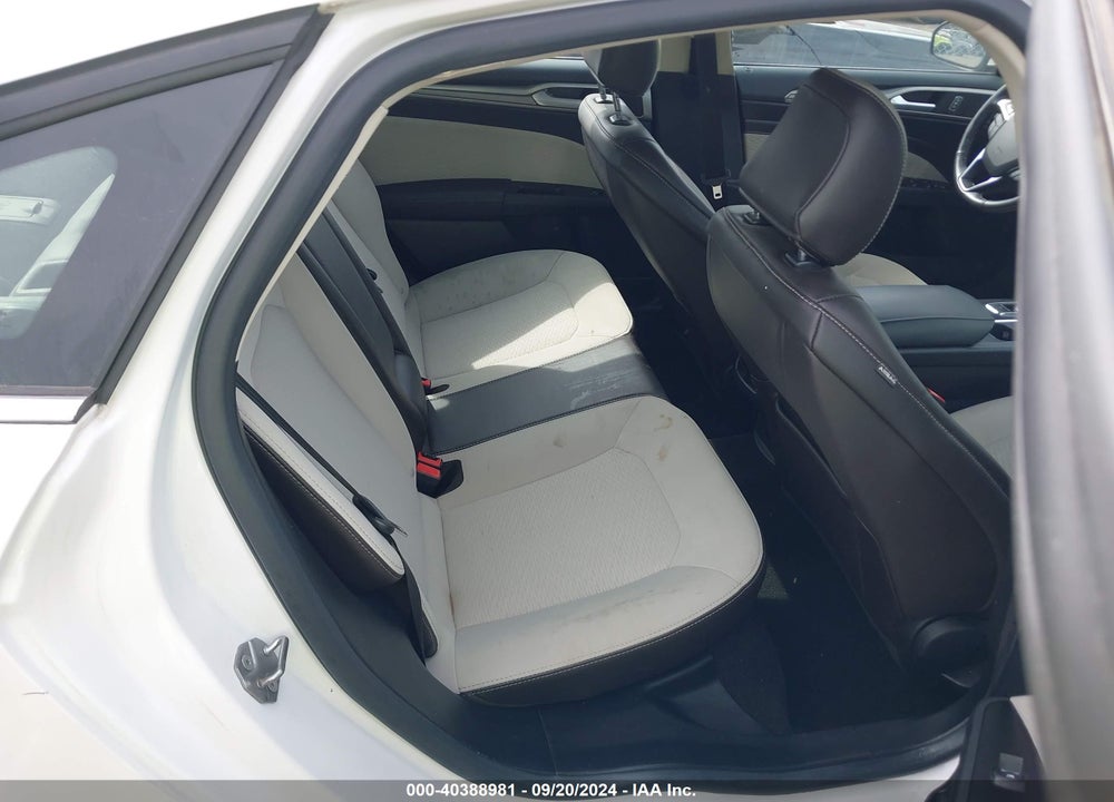 2020 FORD FUSION SE VIN: 3FA6P0HD5LR166568