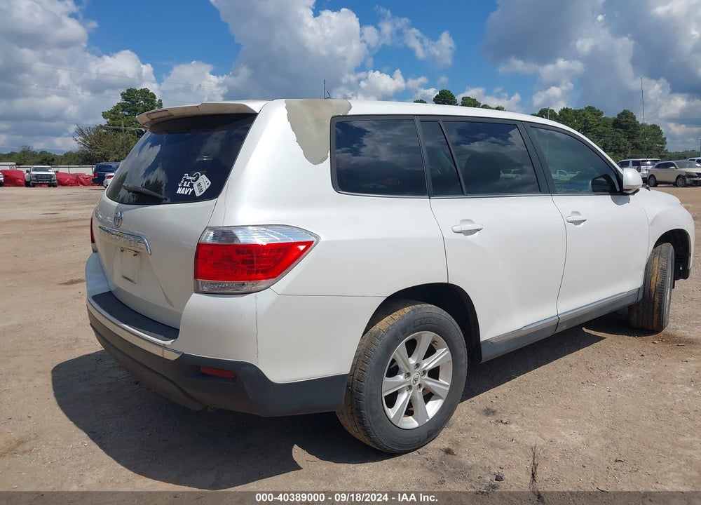 2011 TOYOTA HIGHLANDER BASE V6 VIN: 5TDZK3EH9BS043480