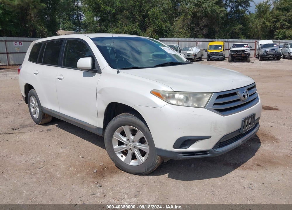 2011 TOYOTA HIGHLANDER BASE V6 VIN: 5TDZK3EH9BS043480
