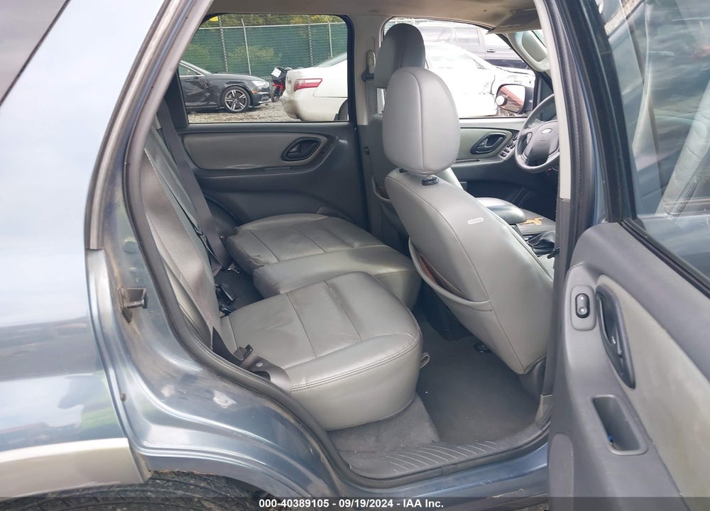 2005 FORD ESCAPE XLT VIN: 1FMCU93135KB32722