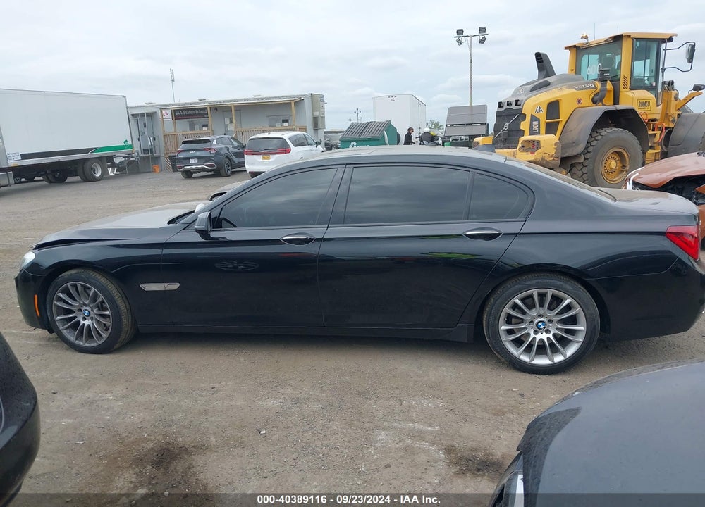 2013 BMW 740LI XDRIVE VIN: WBAYF4C5XDD281588