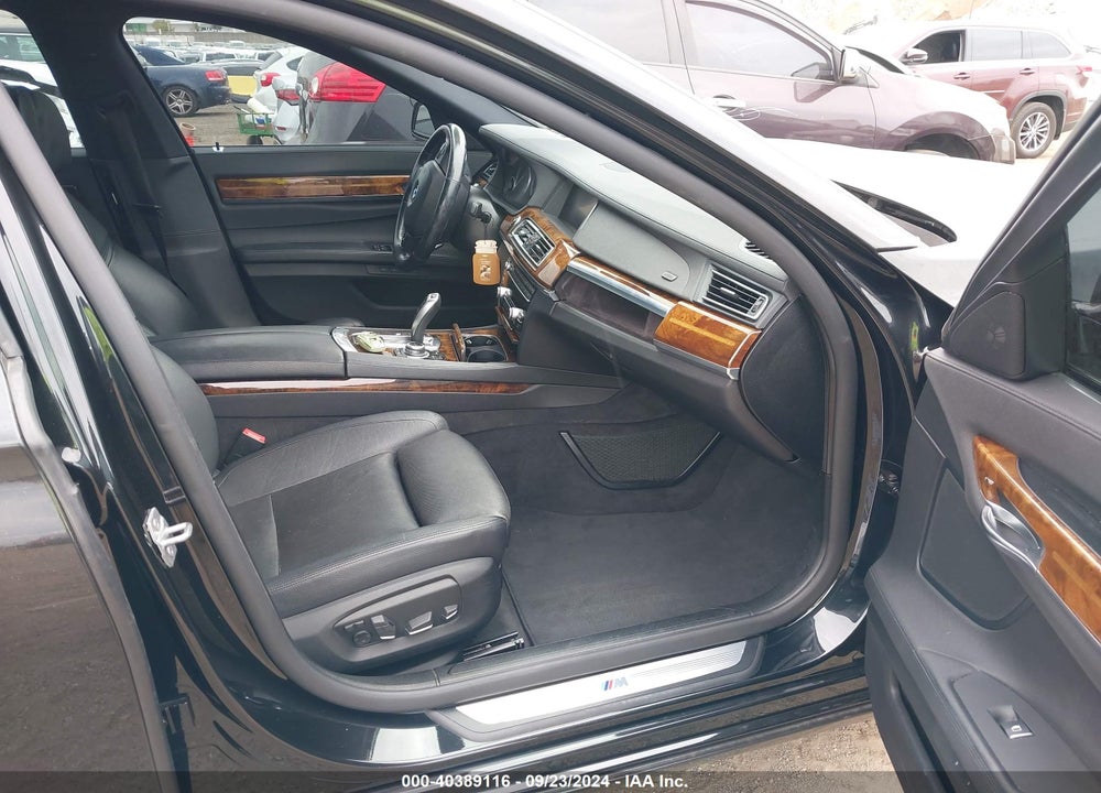 2013 BMW 740LI XDRIVE VIN: WBAYF4C5XDD281588