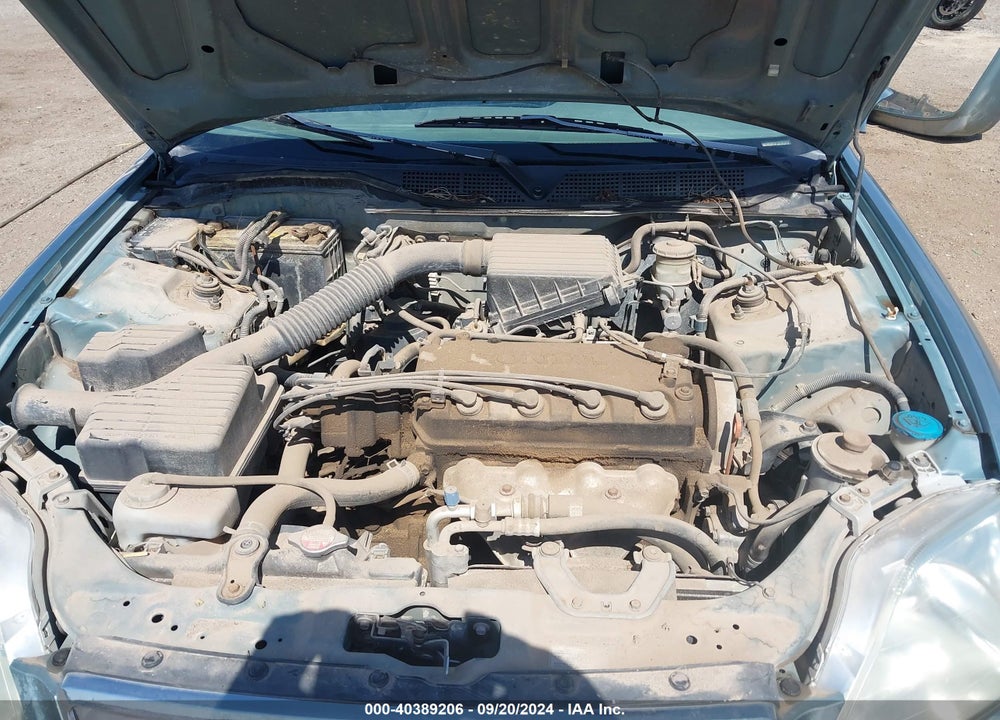 2000 HONDA CIVIC VALUE PACKAGE VIN: 2HGEJ6615YH590016