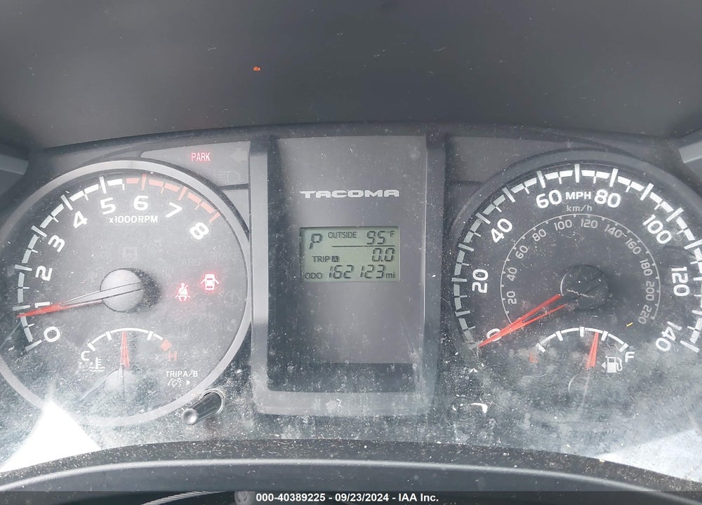 2017 TOYOTA TACOMA SR VIN: 5TFRX5GN8HX096223