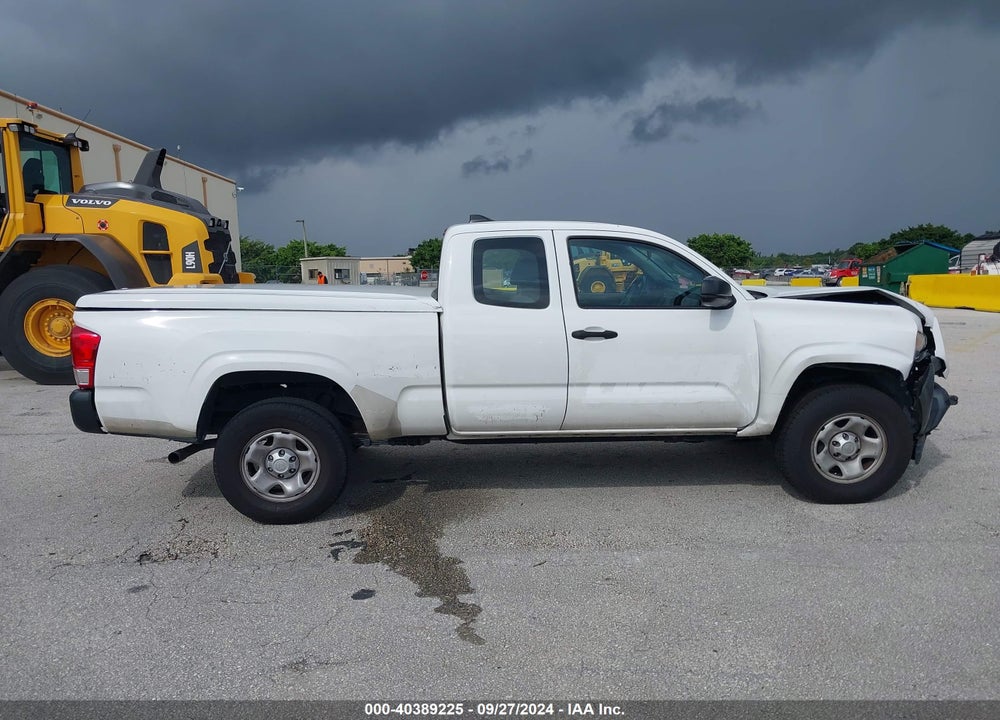 2017 TOYOTA TACOMA SR VIN: 5TFRX5GN8HX096223
