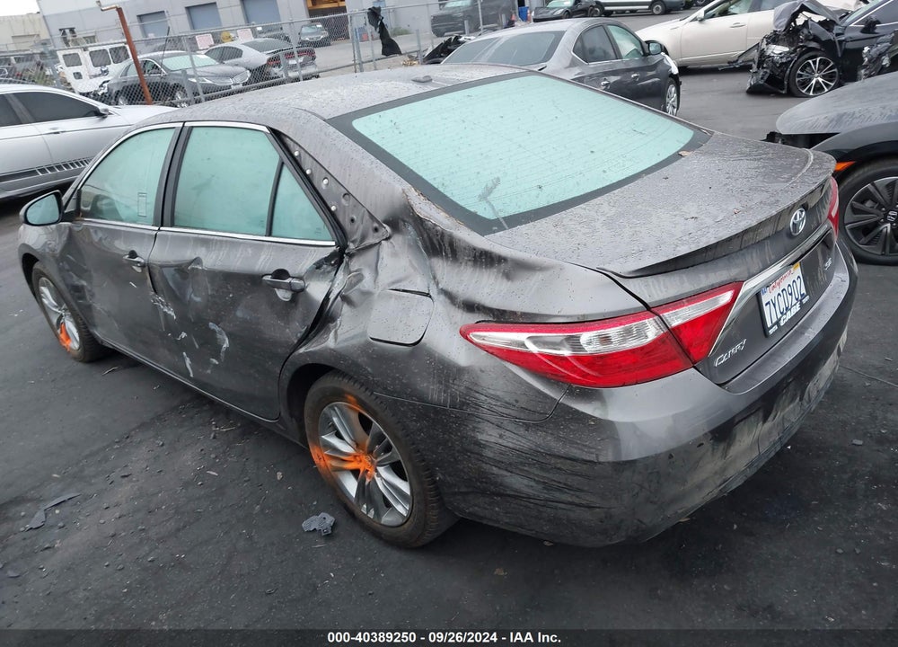 2017 TOYOTA CAMRY SE VIN: 4T1BF1FK7HU393646