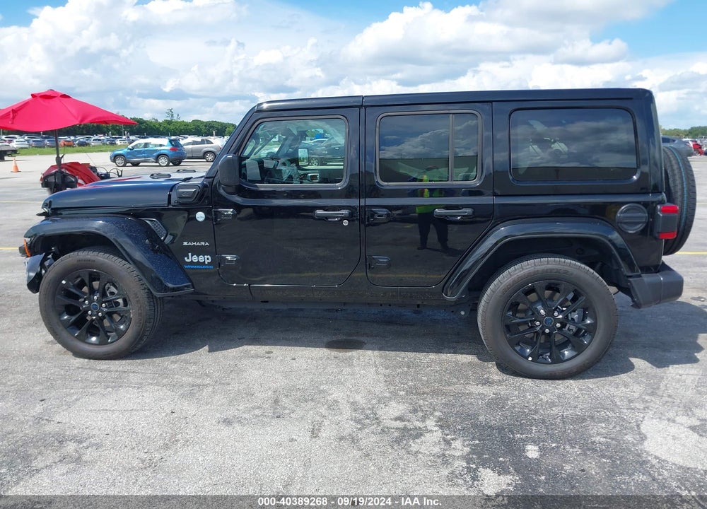 2024 JEEP WRANGLER 4XE SAHARA 4XE VIN: 1C4RJXP62RW235601