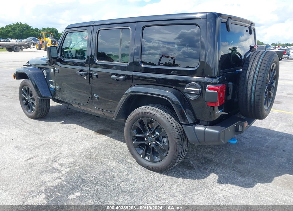 2024 JEEP WRANGLER 4XE SAHARA 4XE VIN: 1C4RJXP62RW235601