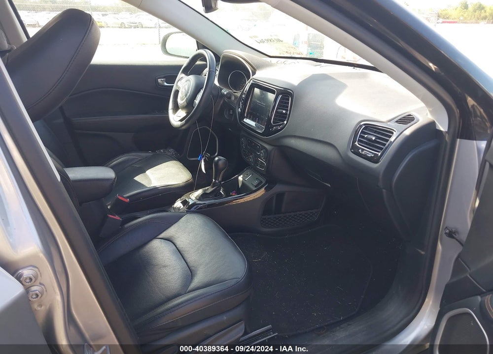 2019 JEEP COMPASS LIMITED FWD VIN: 3C4NJCCB7KT715302